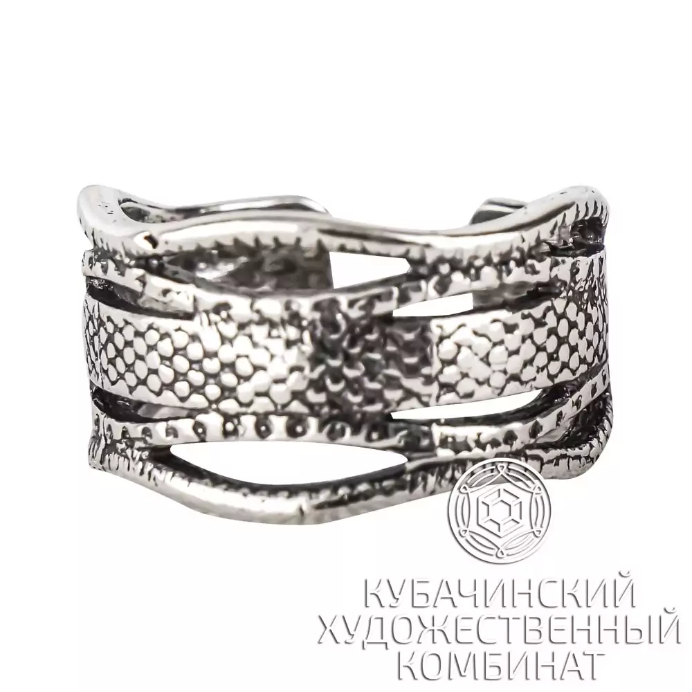 Кольцо из серебра 925 пробы