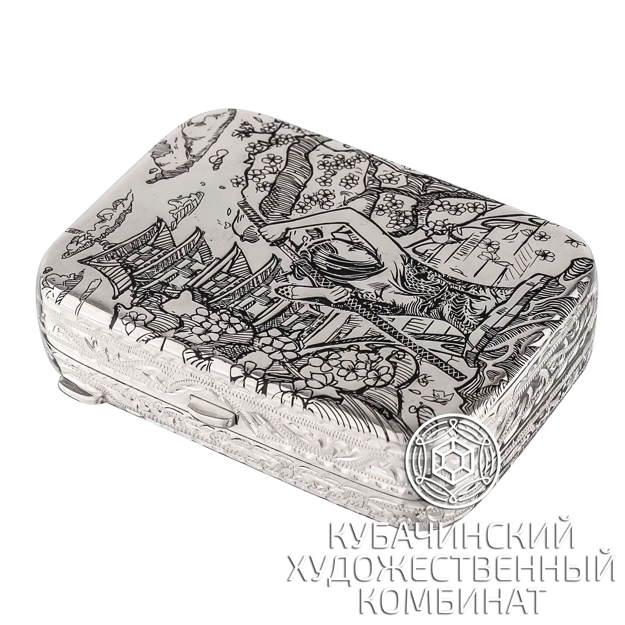 Таблетница из серебра