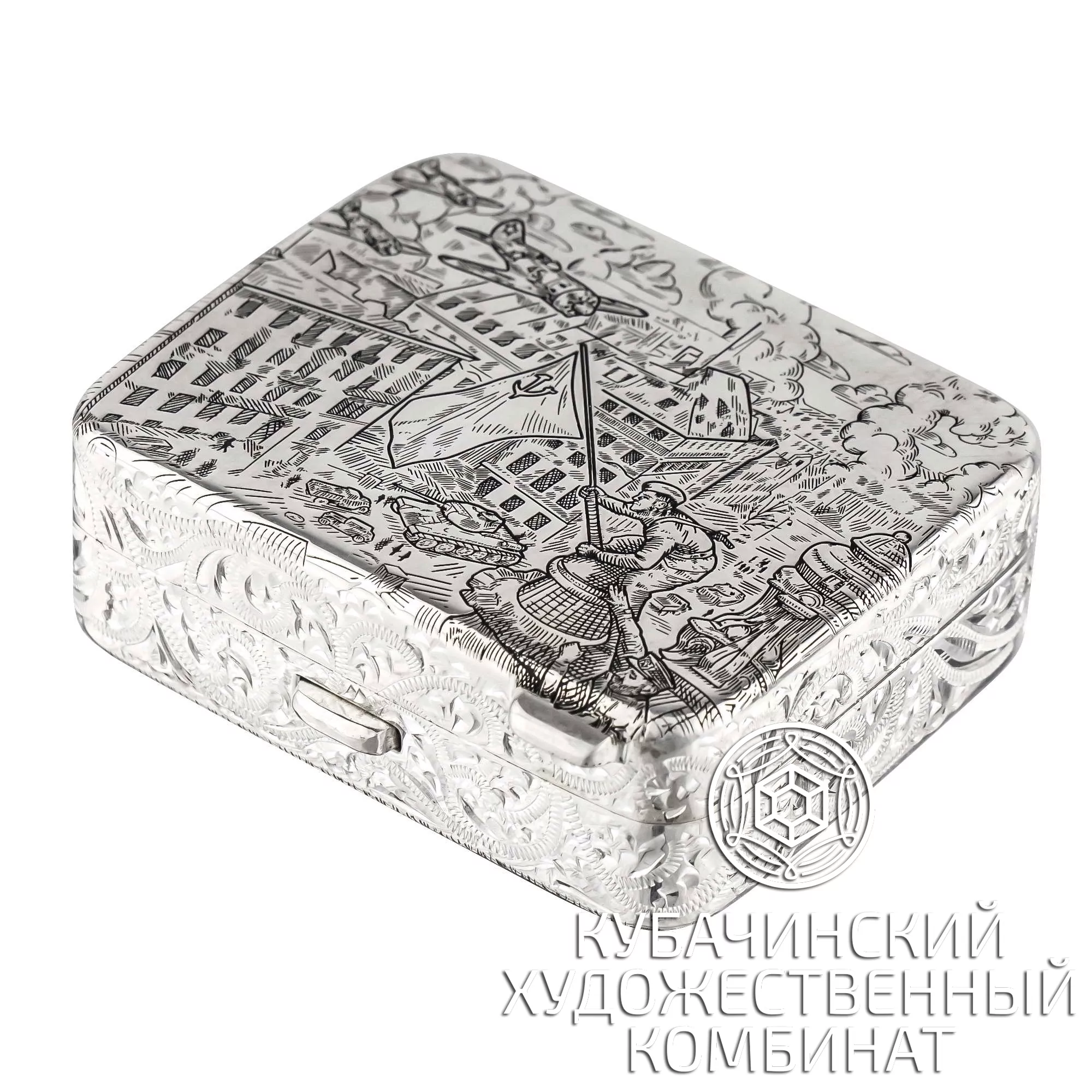 Таблетница из серебра