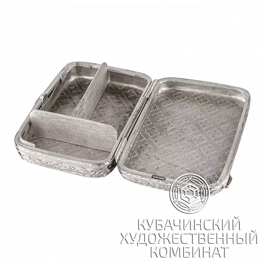 Таблетница из серебра