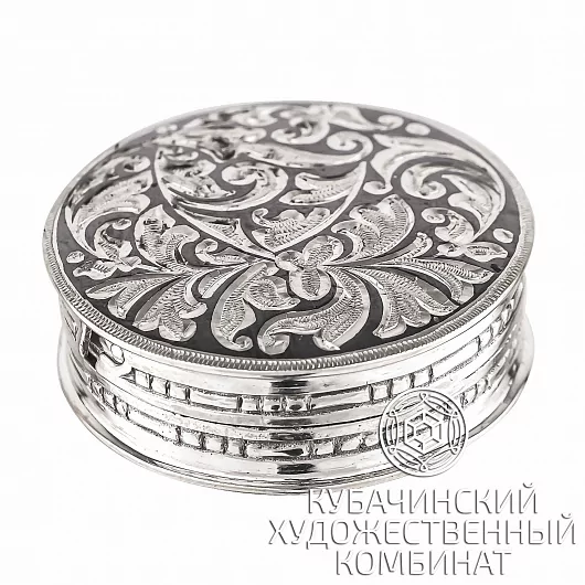 Таблетница из серебра