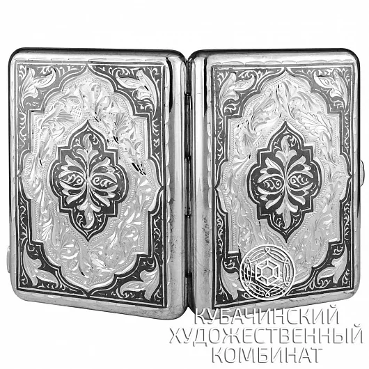 Портсигар с рисунком из серебра