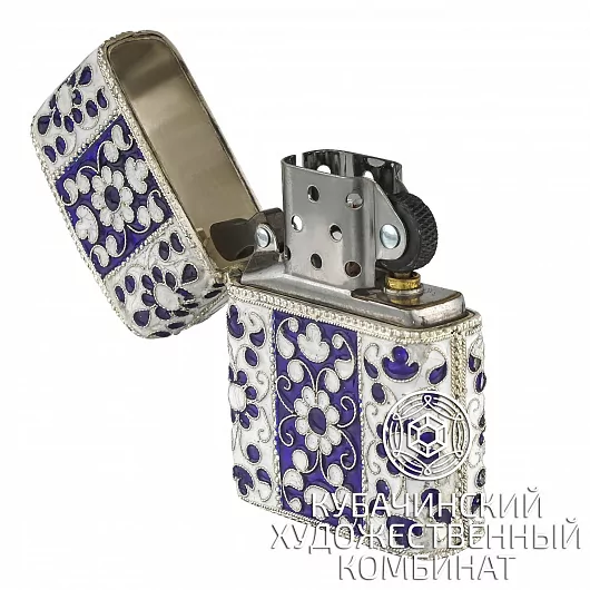 Зажигалка серебряная