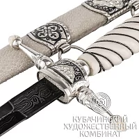 Кортик из серебра